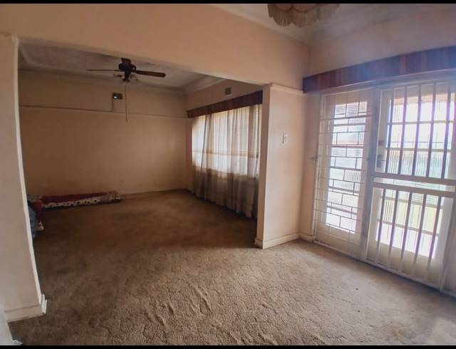 3 BEDROOM HOUSE FOR SALE IN ELSBURG